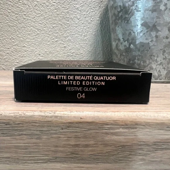 Gucci Limited Edition Eyeshadow Palette - Picture 7 of 8